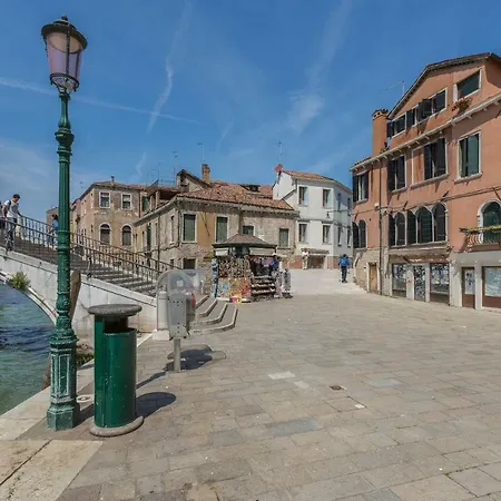 Ca' Pantalon Terrace Apartment Venice Exterior photo